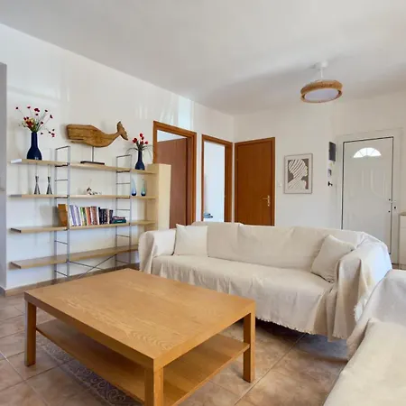 Anemos Seaside By Horizon Homes Apartment